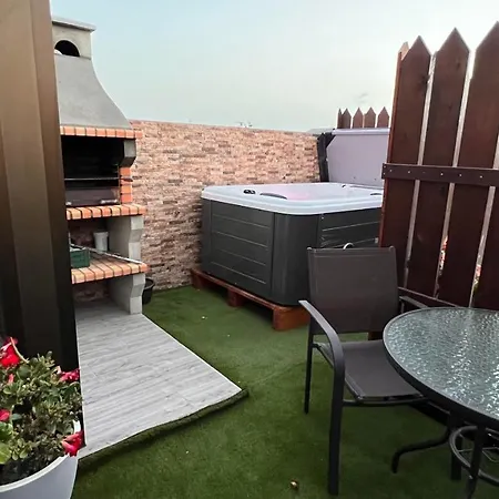 Estudio Agradable, Con Jacuzzi, Terraza Y Barbacoa, Totalmente Independiente *
