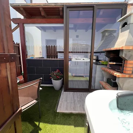 Estudio Agradable, Con Jacuzzi, Terraza Y Barbacoa, Totalmente Independiente