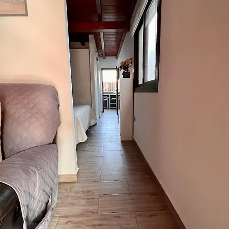 Estudio Agradable, Con Jacuzzi, Terraza Y Barbacoa, Totalmente Independiente Apartment *